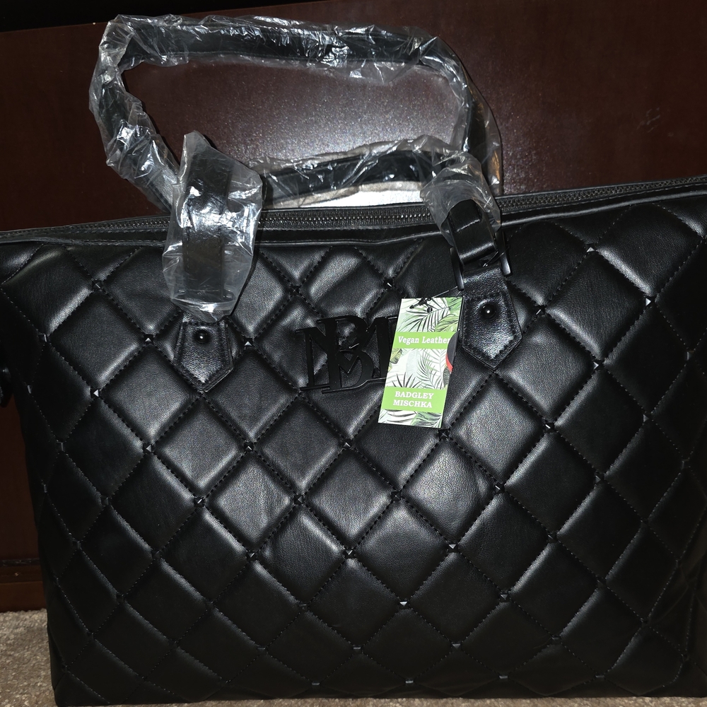 Badgley Mischka Black Quilted Laptop Bag